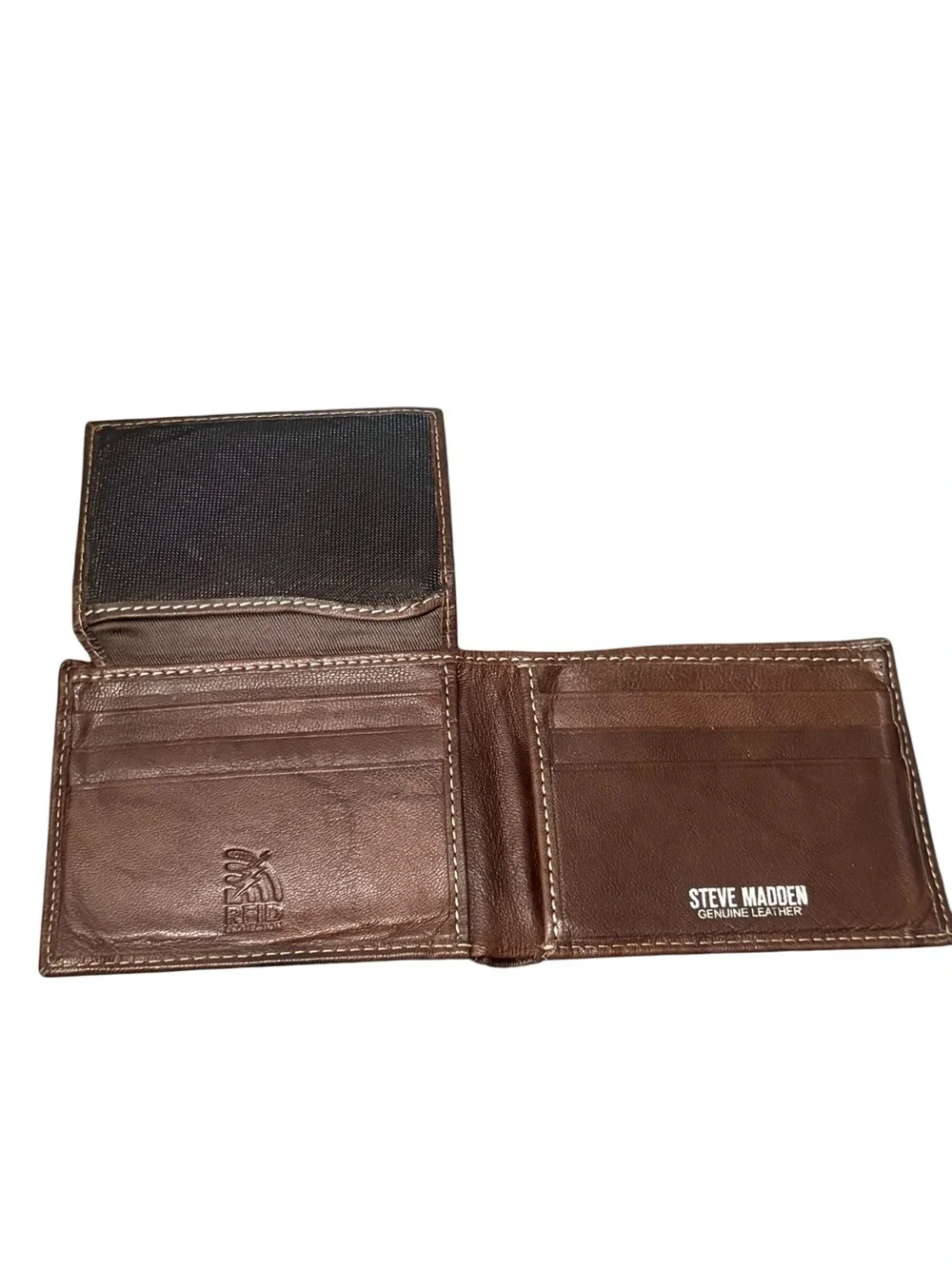 Steve Madden Brown Leather Card & Key Holder with Contrast Stitching